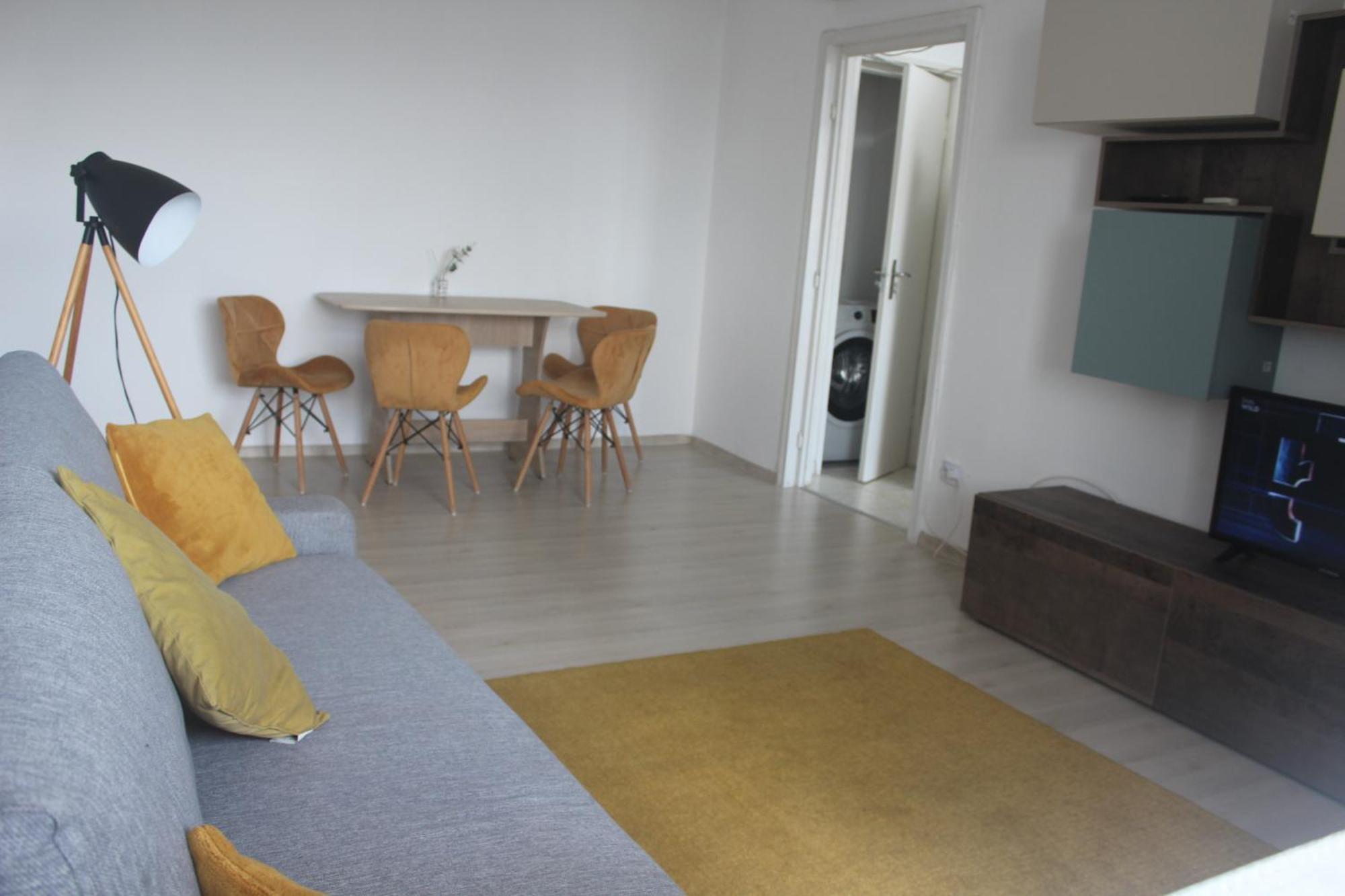 Cozy Apartment At Gara De Nord ブカレスト エクステリア 写真